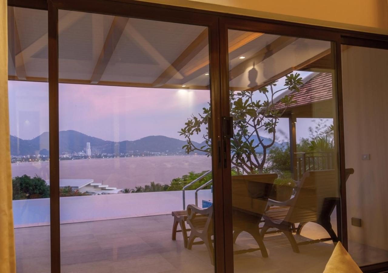 Indochine Resort And Villas - Sha Extra Plus Patong Exterior foto A view of the Gulf of Thailand from a hotel in Pattaya