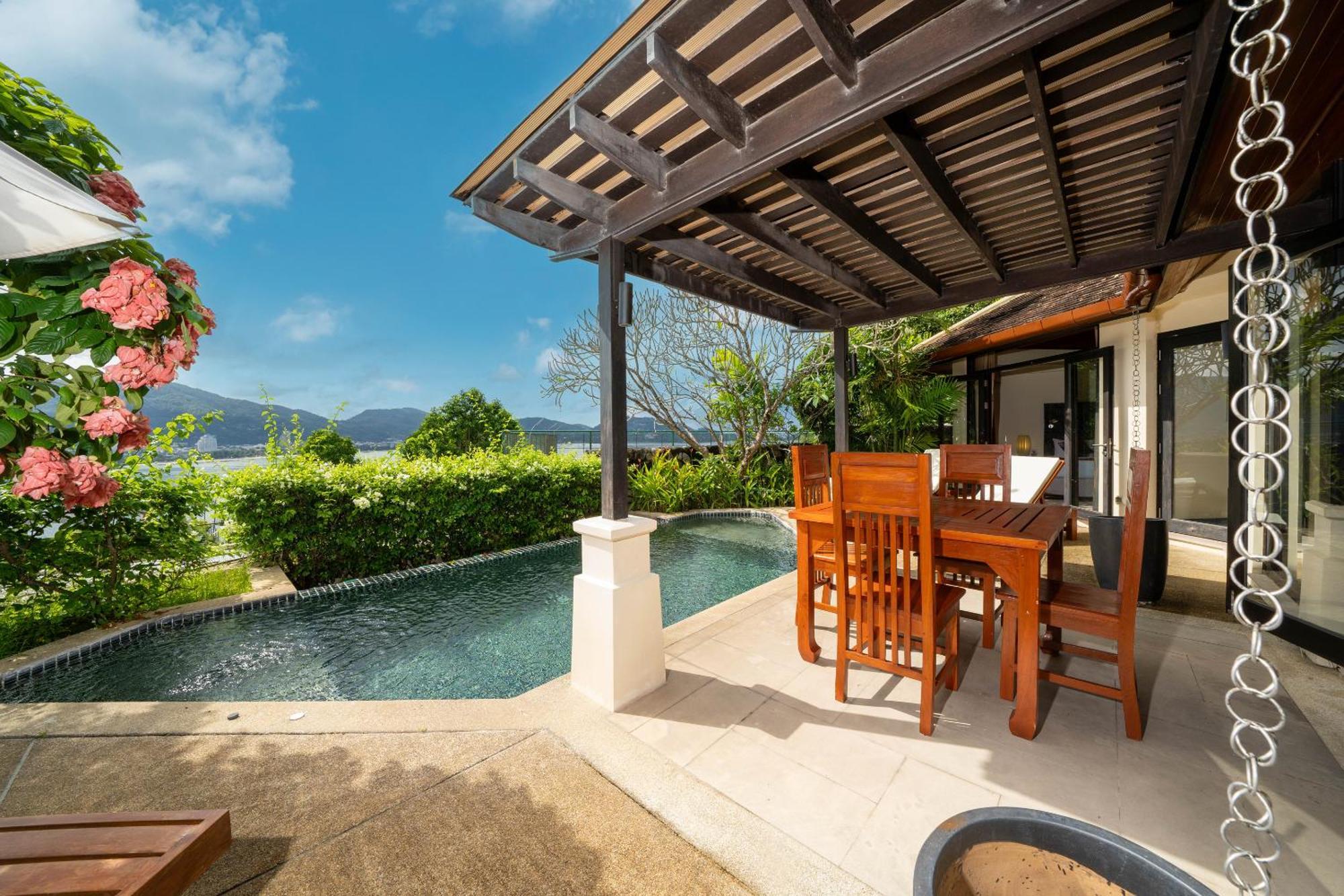 Indochine Resort And Villas - Sha Extra Plus Patong Exterior foto A poolside pergola